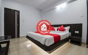 Oyo 26974 Hotel S G International